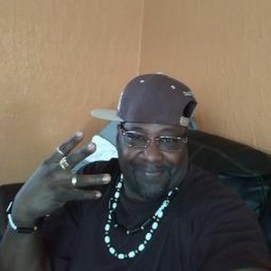 Meet your Posher, Larry